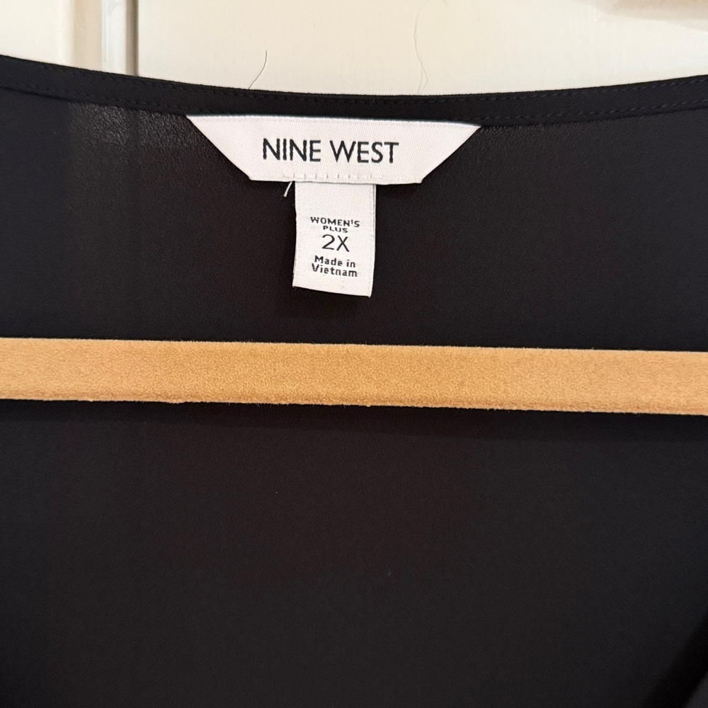 Nine West Black V-Neck Dressy Tank Top - Picture 3 of 4